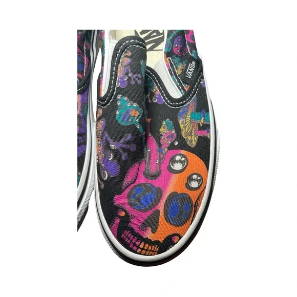 Vans Classic Slip On Trippy Skulls Drip Black Size 6 Women's Punk Goth Grunge - Picture 7 of 8
